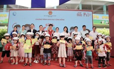 Chương trình "Sinh Con, Sinh Cha" chia sẻ với hàng trăm gia đình tại Bình Định