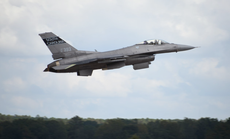 Lầu Năm Góc thúc đẩy “tăng tốc” gửi F-16 cho Ukraine