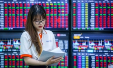 Nhà đầu tư ngóng kết quả kinh doanh quý III/2023