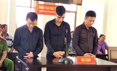 Chém nhân viên quán nhậu vì bị nữ tiếp viên đòi “tiền bo”