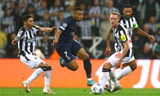 Newcastle gieo ác mộng cho Mbappe và PSG, Man City đại thắng Leipzig