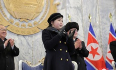 Con gái ông Kim Jong-un thành tâm điểm trong lễ duyệt binh