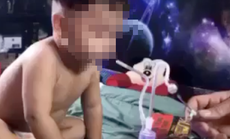 Công an đang lấy lời khai cha dượng trong clip nghi ép bé 3 tuổi hút ma túy đá