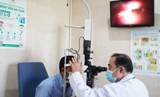 Một nông dân ở Sóc Trăng gặp nạn vì nhỏ nhầm dầu gió vào mắt