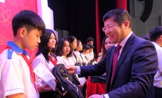 Ajinomoto trao học bổng cho học sinh hiếu học Đồng Nai