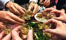 Chấn chỉnh hiện tượng cán bộ, công chức uống rượu bia trong giờ làm việc