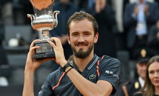 Medvedev vô địch Rome Masters 2023, Novak Djokovic rơi xuống vị trí thứ 3 thế giới