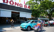 Taxi điện của tỉ phú Phạm Nhật Vượng có mặt tại Huế, giảm 50% cước tháng đầu