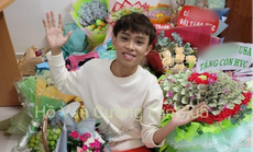 Hồ Văn Cường được "fan" tặng "bó hoa" 120 triệu đồng