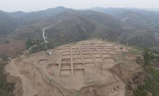 Trung Quốc: Phát hiện vùng đồi bao phủ bởi loạt mộ cổ đầy châu báu