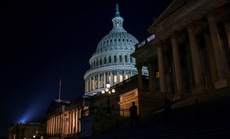 Mỹ: Dự luật trần nợ vượt ải Thượng viện nhờ thỏa thuận kỳ lạ