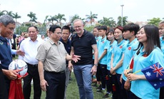 Thủ tướng Việt Nam - Úc giao lưu với 2 đội tuyển bóng đá nữ