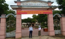 Buộc thôi việc một phó hiệu trưởng vì nhiều tháng không lên cơ quan