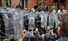 Mỹ, EU cảnh báo hậu quả với Kosovo