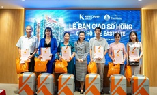 Cư dân The EastGate nhận bàn giao sổ hồng