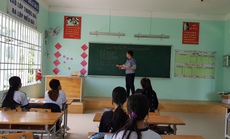 CUỘC THI VIẾT “CHỦ QUYỀN QUỐC GIA BẤT KHẢ XÂM PHẠM”: Tình nguyện mang chữ ra đảo xa
