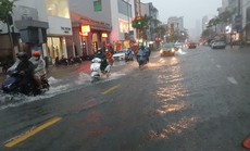Mưa to ở Trung Bộ, Tây Nguyên, lũ đang lên nhanh