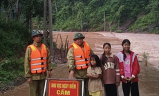 Thông tin mưa lũ mới nhất ở Quảng Bình, nhiều nơi bị cô lập