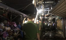 Chợ Ba Đồn bất ngờ bốc cháy trong đêm