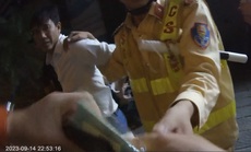 Khởi tố tài xế vi phạm nồng độ cồn kịch khung, đấm CSGT
