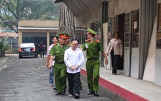 Đâm chết tình địch, lãnh 9 năm tù