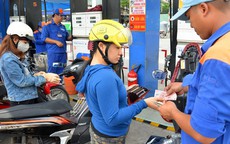 Khó kìm giá xăng dầu!