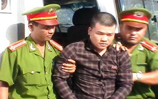 Truy bắt sát thủ giết 3 người