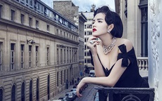 Sự thật sau vẻ ngoài giàu có của giới showbiz: Gồng mình theo giá trị ảo