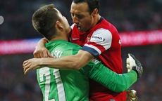 Người hùng Fabianski đưa Arsenal vào chung kết FA Cup