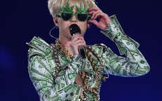 Miley Cyrus đang đi quá giới hạn?