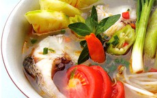 Muốn tránh bệnh gút thì né canh chua bạc hà