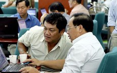 Ồ ạt đổ tiền vào chứng khoán