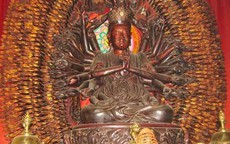 Bất ngờ tìm thấy pho tượng Phật nghìn tay nghìn mắt