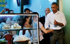 In hình Obama lên menu, bún chả Hương Liên có phạm luật?