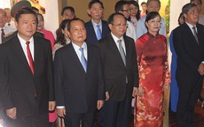 Lãnh đạo TP HCM dâng hương Chủ tịch Hồ Chí Minh