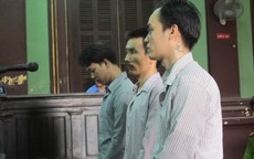 Đại bàng nhà tạm giữ tra tấn bạn tù đến chết