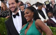 Serena Williams xúc động khoe ảnh con gái mới chào đời