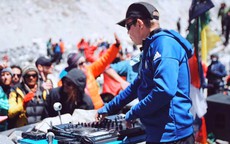 DJ hàng đầu tổ chức tiệc âm nhạc ở "nóc nhà thế giới"