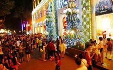 8 điểm đi chơi Noel lãng mạn nhất Sài Gòn