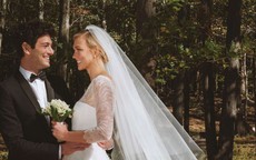 "Thiên thần" nội y Karlie Kloss lộng lẫy ngày lên xe hoa