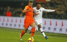 “Bom tấn” De Ligt chào sân Juventus nhờ luật thuế mới của Ý