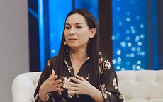 Phi Nhung rớt nước mắt kể về gia đình