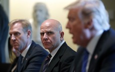 Ông Trump "quyết định sa thải tướng McMaster", bắt đầu "bão" Nhà Trắng