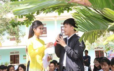 Sợ thất nghiệp, muốn… du học