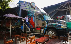 Quán cà phê xe container có một không hai ở Sài Gòn