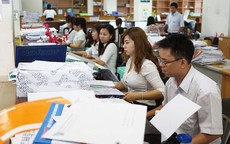 Tiền lương giữa khối hành chính và doanh nghiệp chênh nhau 2-3 lần