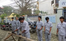 Siết hoạt động cho thuê lao động