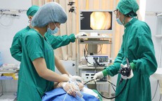 Vài giây lơ đãng, trẻ chết, già đau