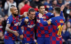 Nhận cúp xuất sắc nhất tháng, Messi lập kỳ tích ghi bàn "độc" nhất năm