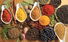 Ăn gia vị gì để chữa đầy bụng, khó tiêu?